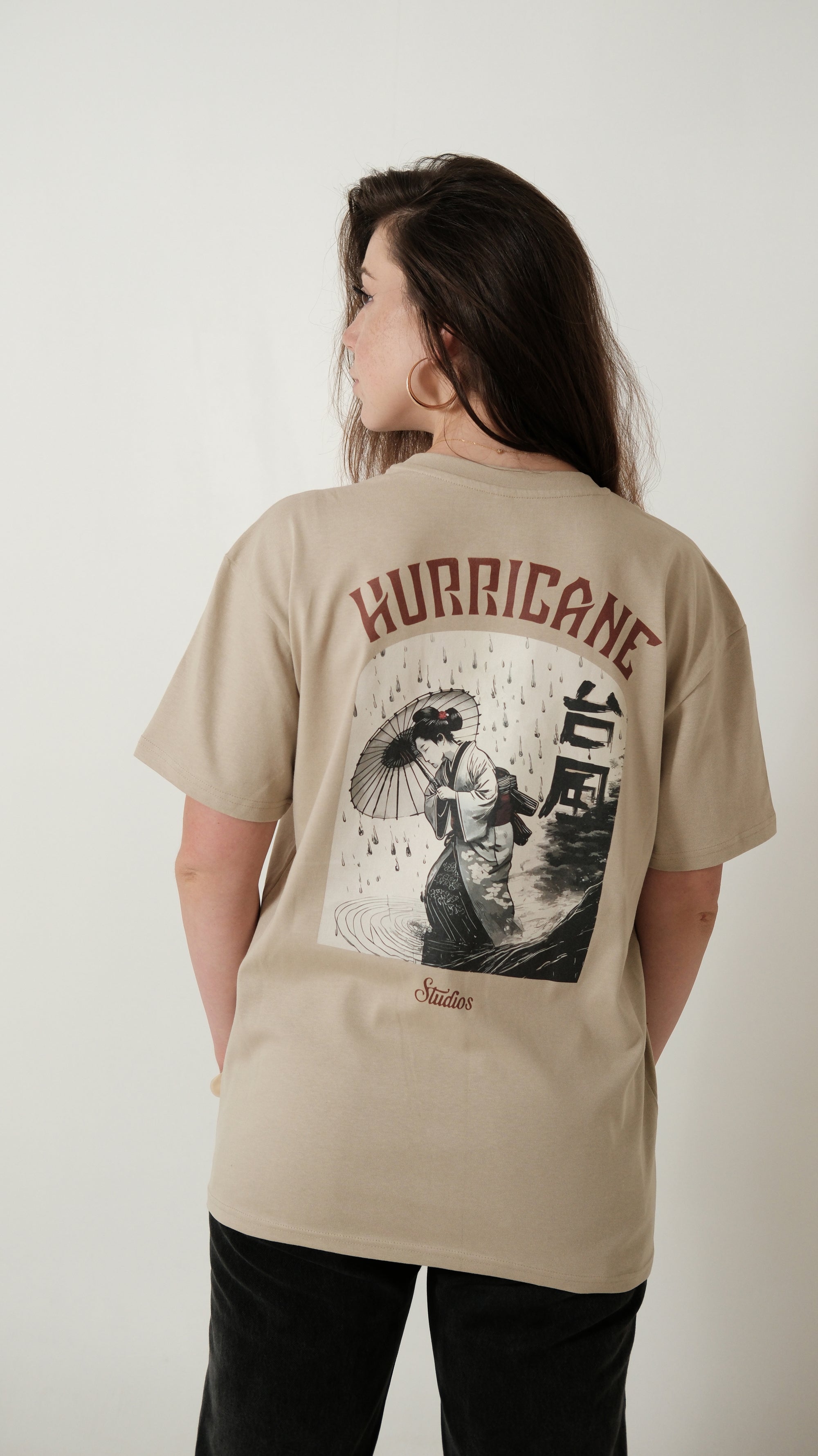 Short-Sleeve T-Shirt / Onna-Bugeisha / Wet Sand