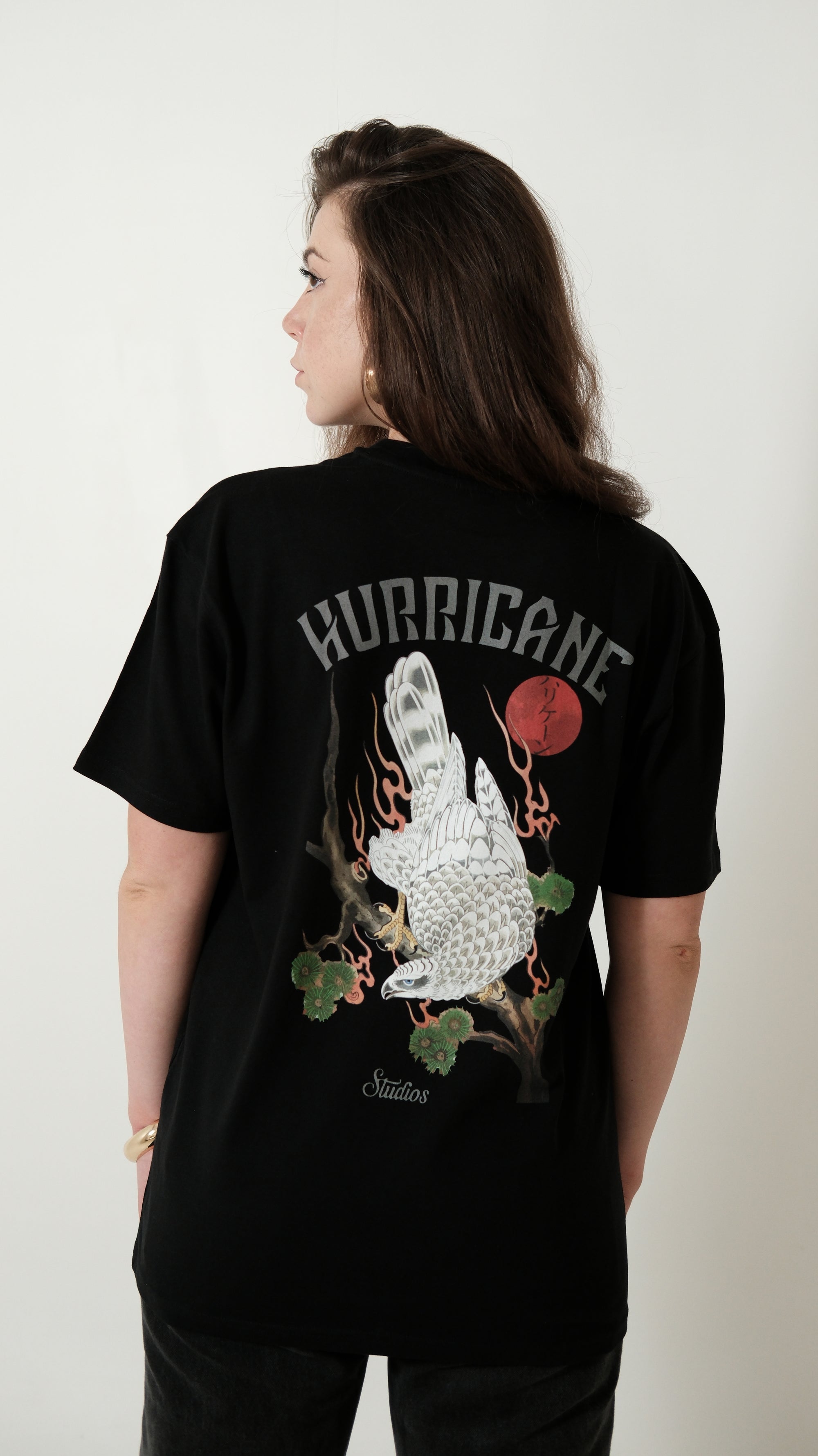 Short-Sleeve T-Shirt / Shiroi Hayabusa / Black